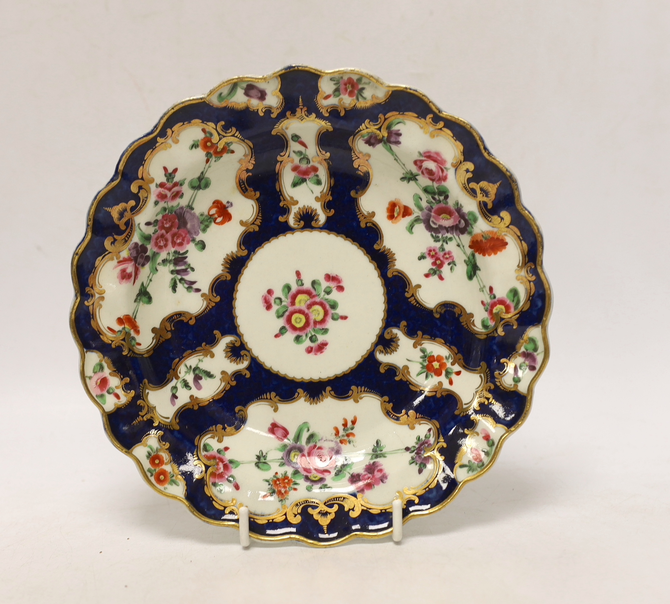 Two Worcester scale blue dishes, c.1770, largest 22cm